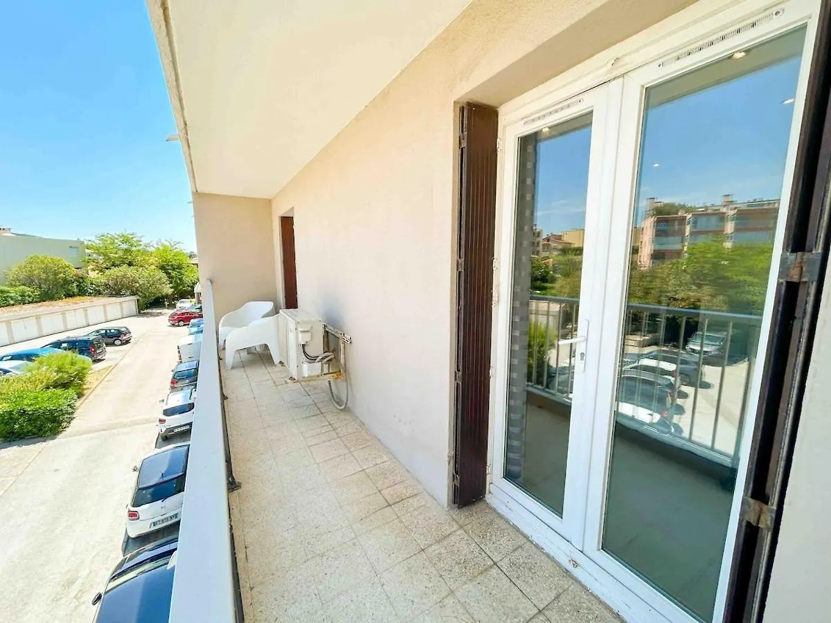 T3 Proche De La Mer Avec Garage Six-Fours-les-Plages Apartamento