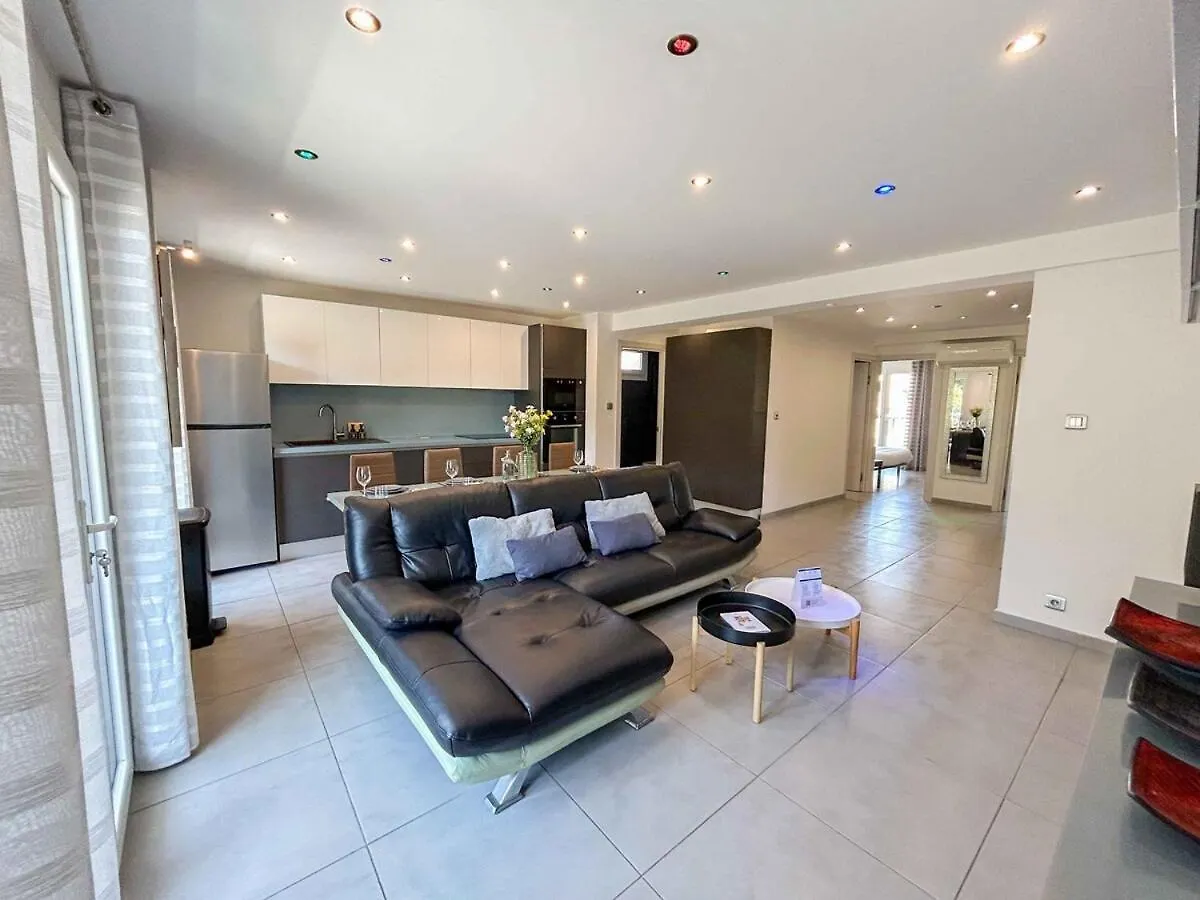 Apartamento T3 Proche De La Mer Avec Garage Six-Fours-les-Plages França
