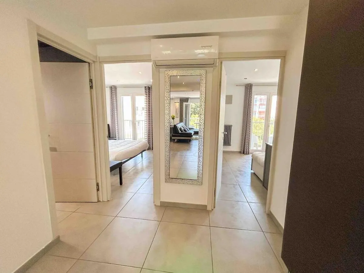 T3 Proche De La Mer Avec Garage Six-Fours-les-Plages Apartamento